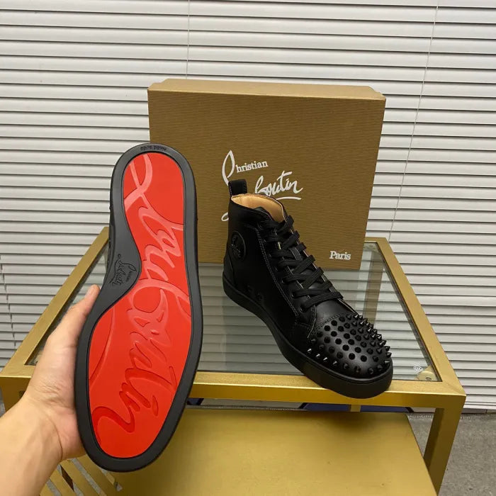 A - SNEAKERS