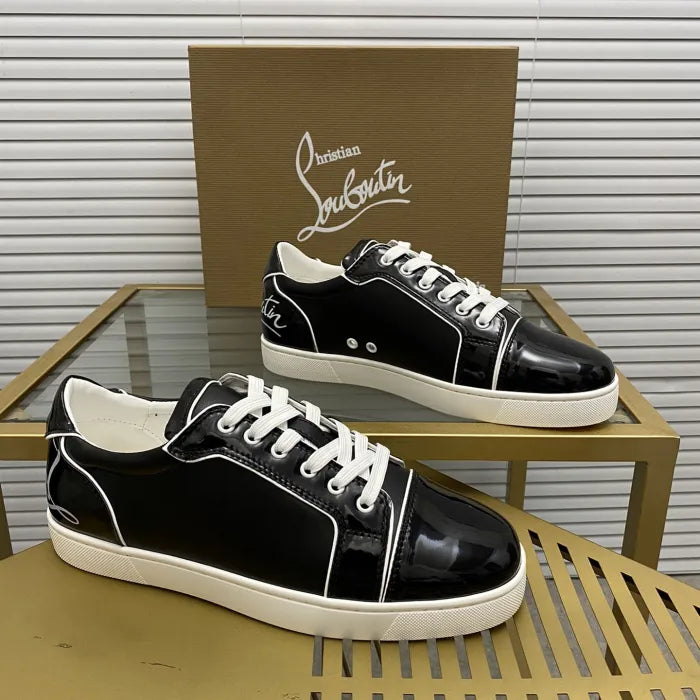 C - SNEAKERS