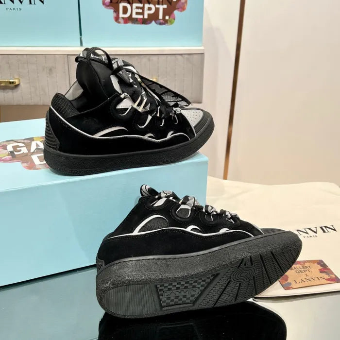 L - SNEAKERS