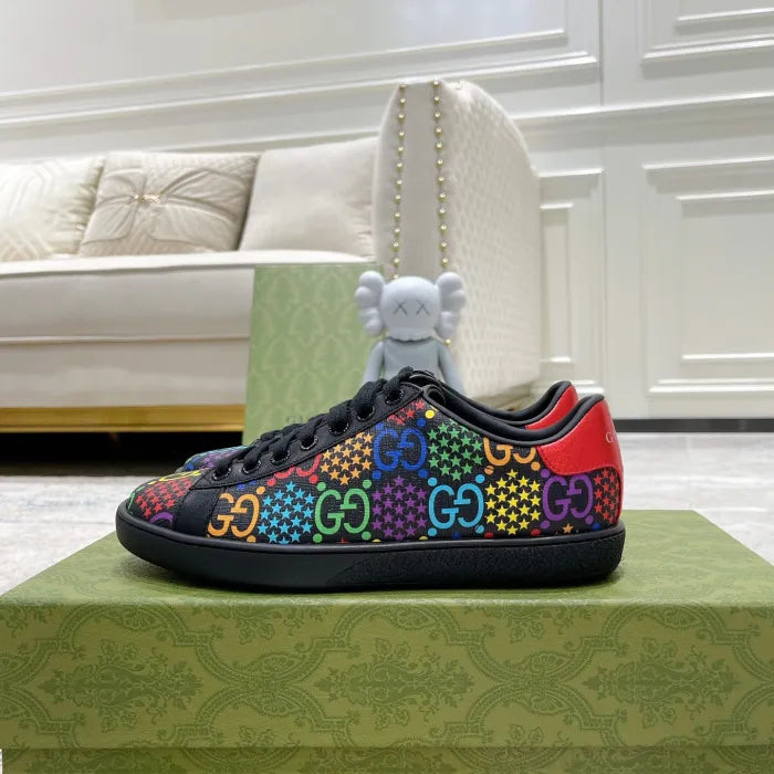 SNEAKERS 16