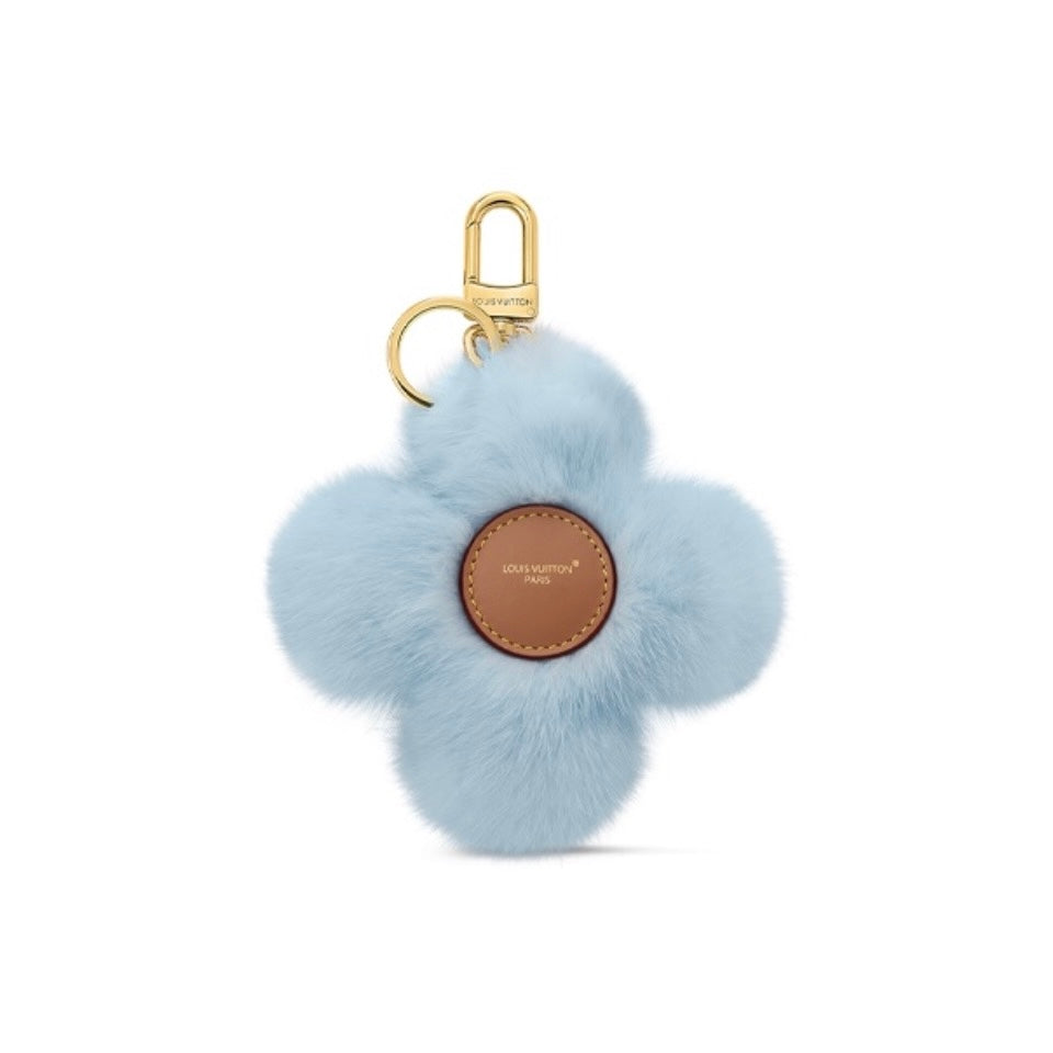 1V key chain-715