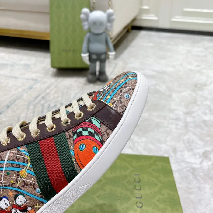 SNEAKERS 15