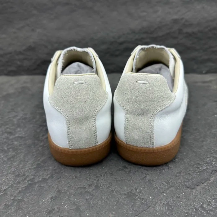 M - SNEAKERS