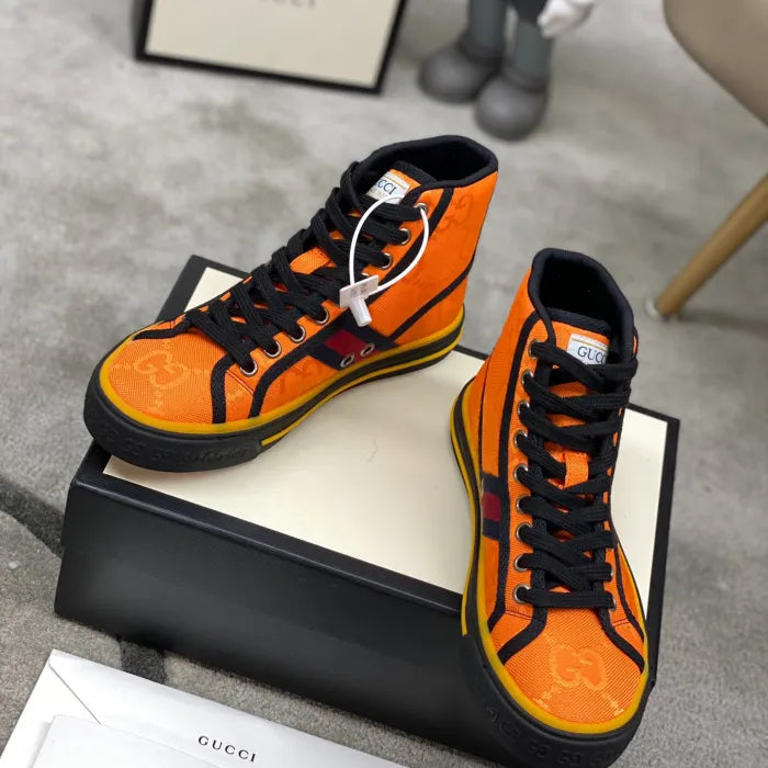 SNEAKERS 14