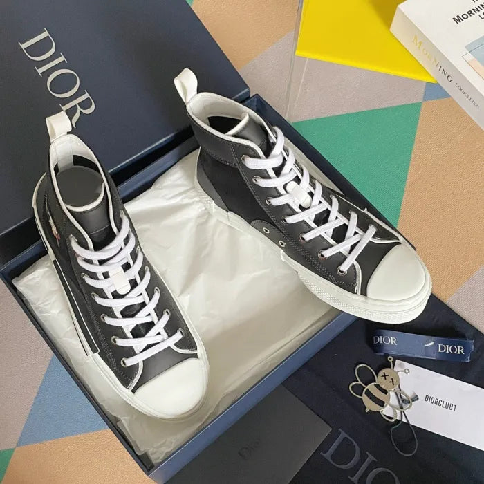 D - SNEAKERS