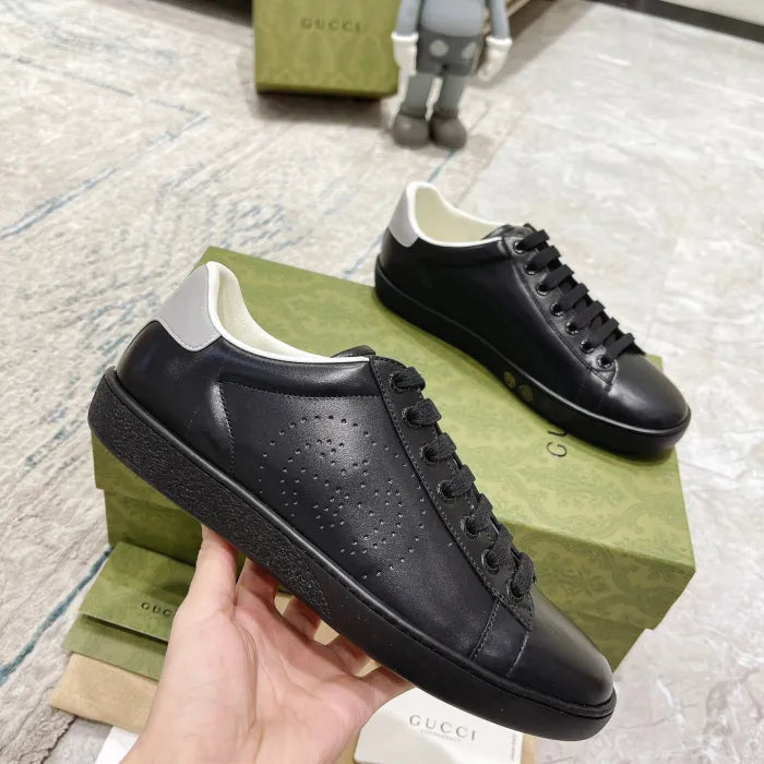 SNEAKERS 21