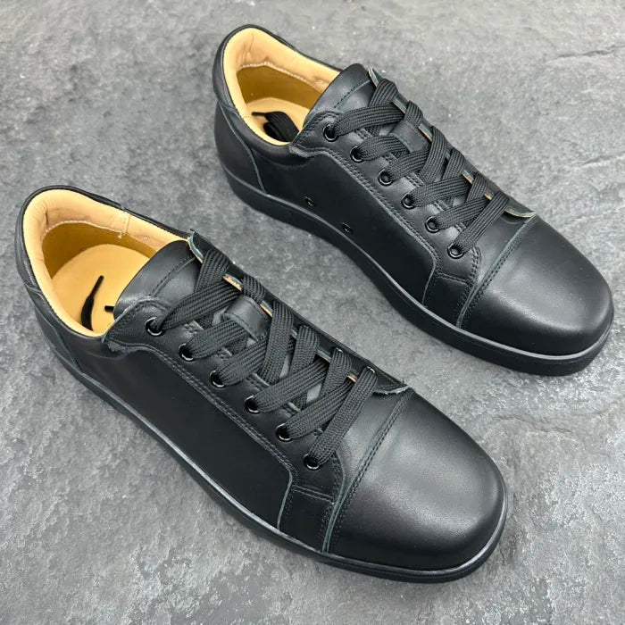 C - SNEAKERS