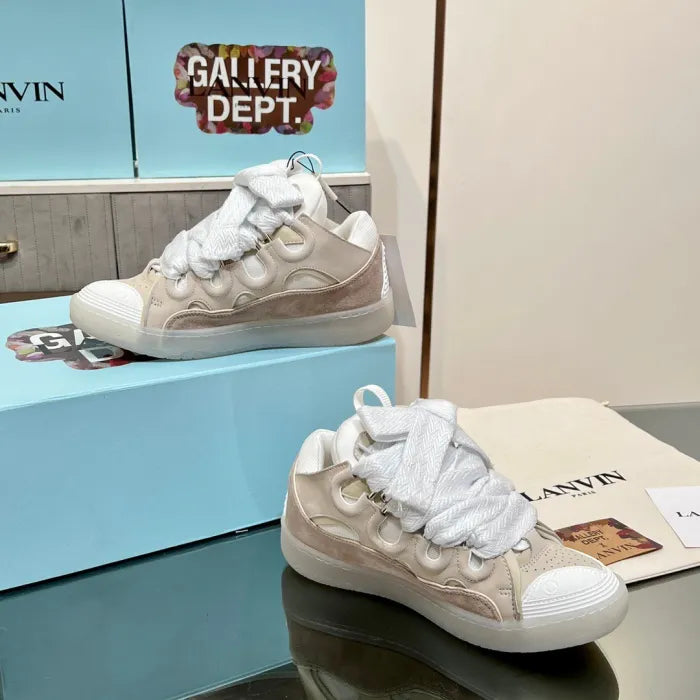 L - SNEAKERS