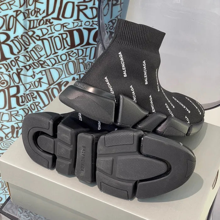 B - SNEAKERS
