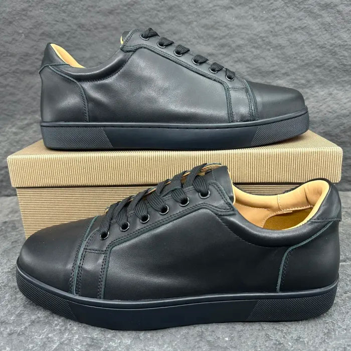 C - SNEAKERS