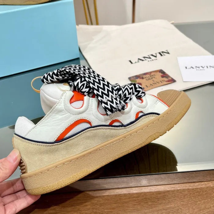 L - SNEAKERS