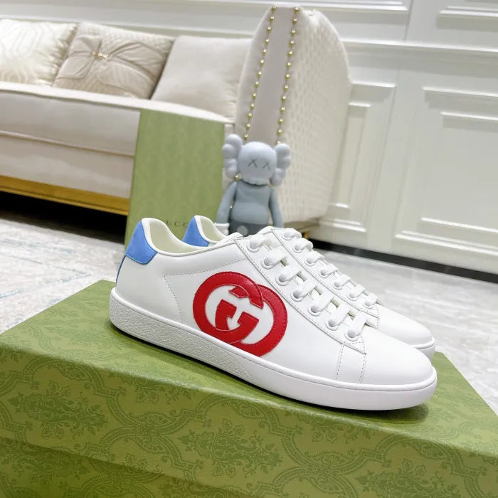 SNEAKERS 21