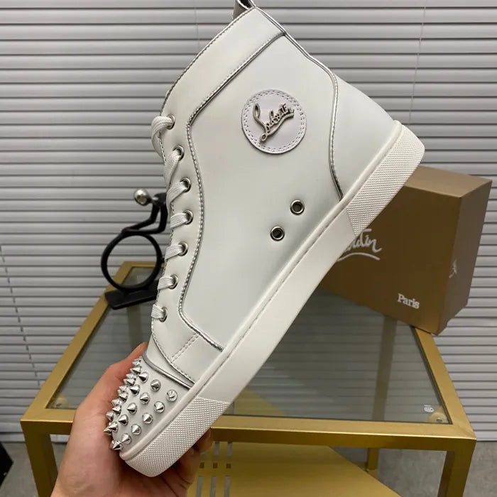 A - SNEAKERS