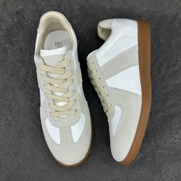M - SNEAKERS