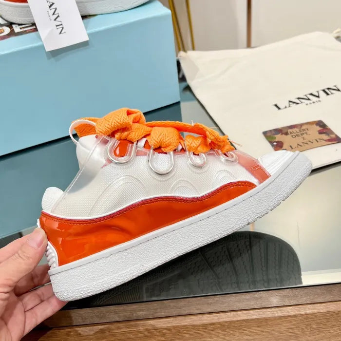 L - SNEAKERS