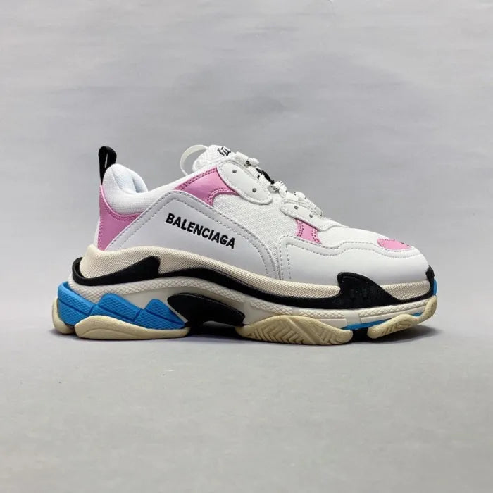 B - SNEAKERS