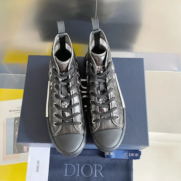 D - SNEAKERS