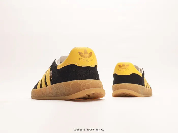 SNEAKERS 21