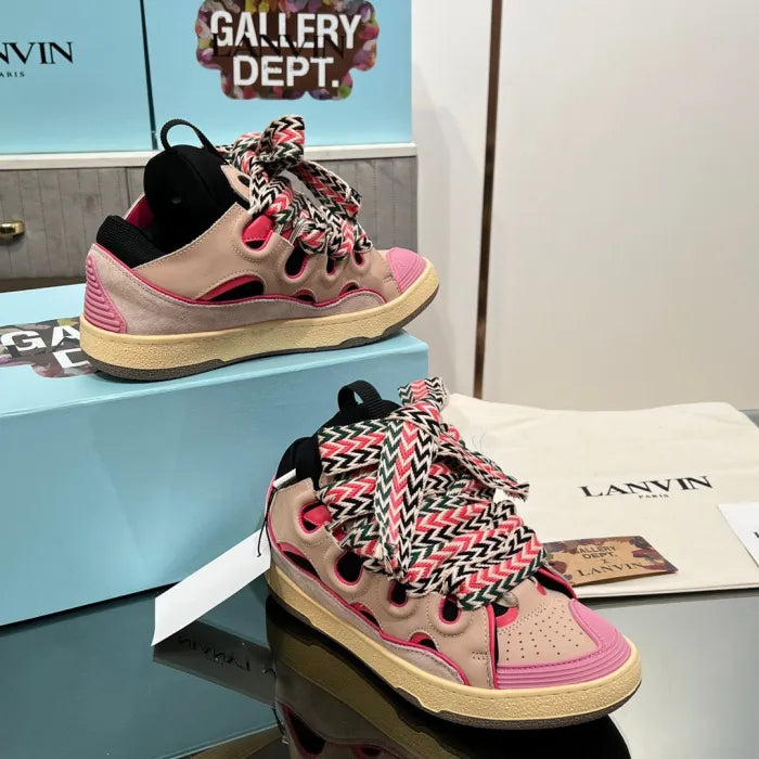 L - SNEAKERS