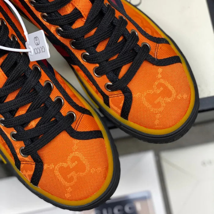 SNEAKERS 14