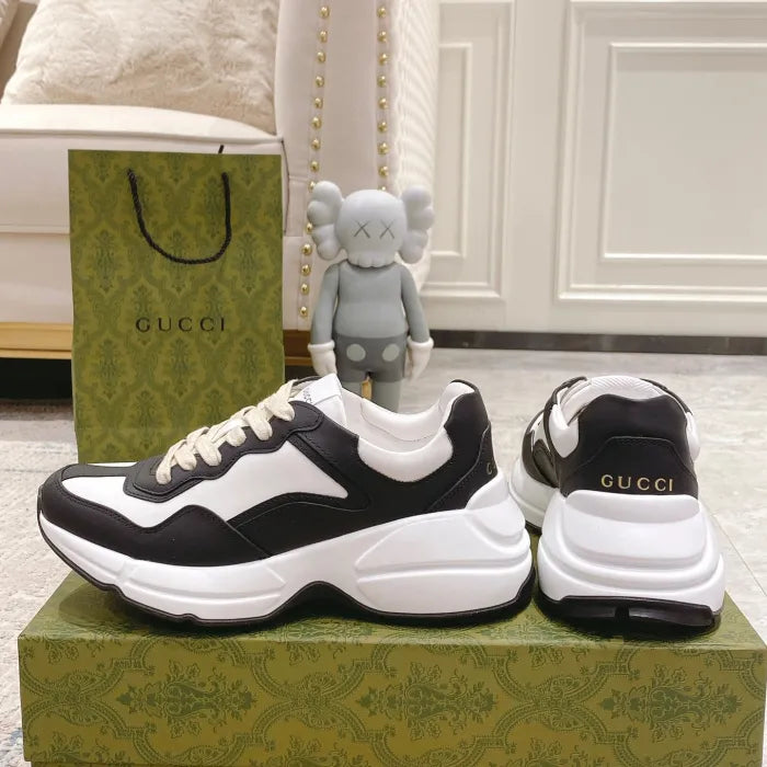 SNEAKERS 06