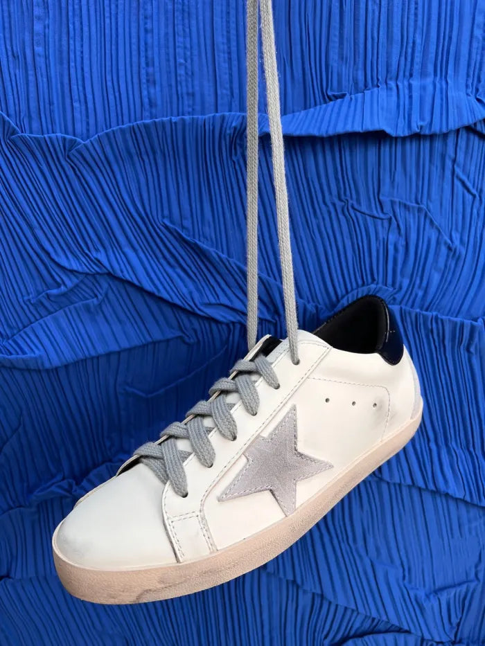G - SNEAKERS
