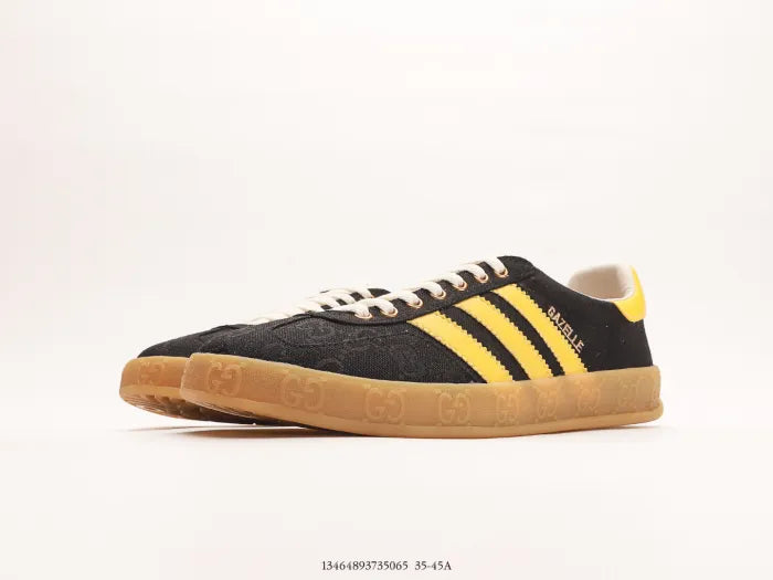 SNEAKERS 21