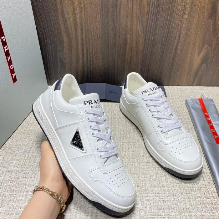 P - SNEAKERS