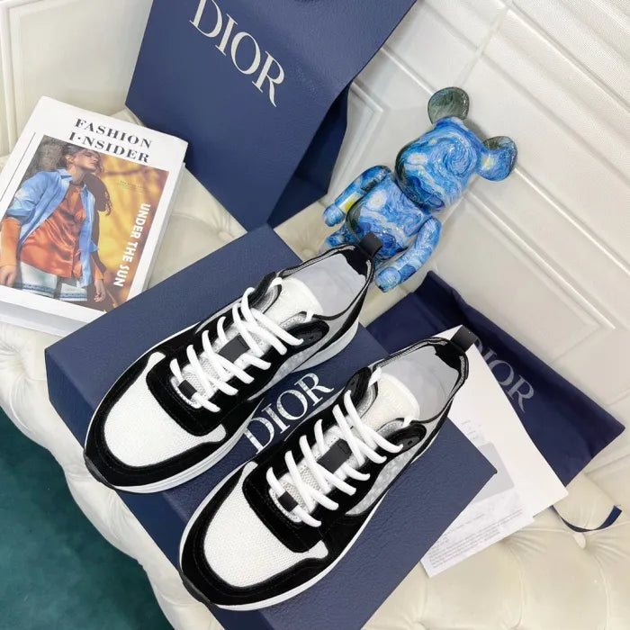 D - SNEAKERS