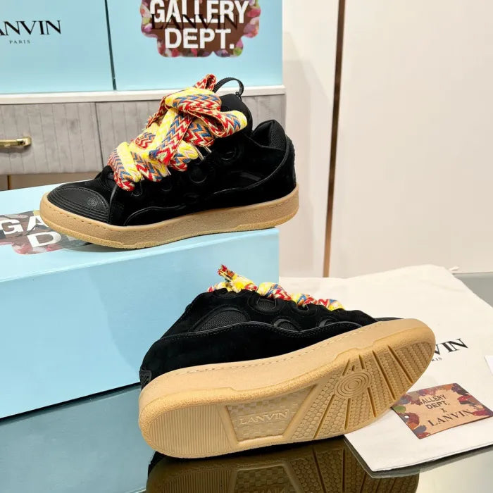 L - SNEAKERS