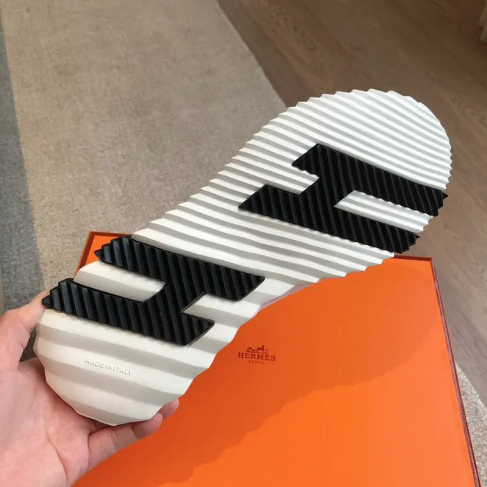 H - SNEAKERS