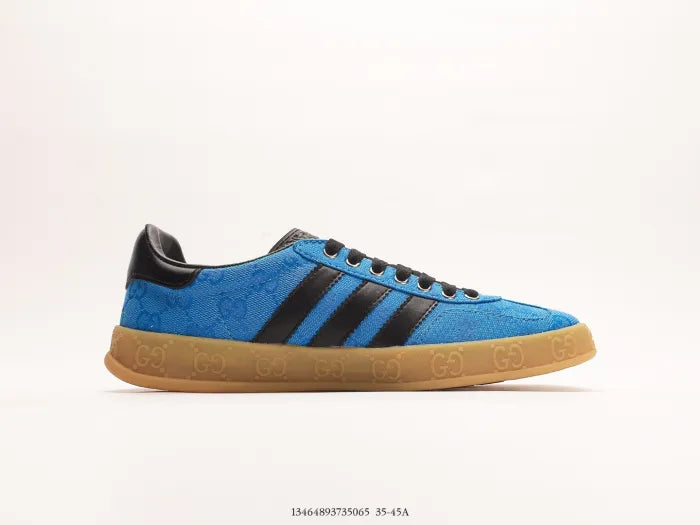 SNEAKERS 21