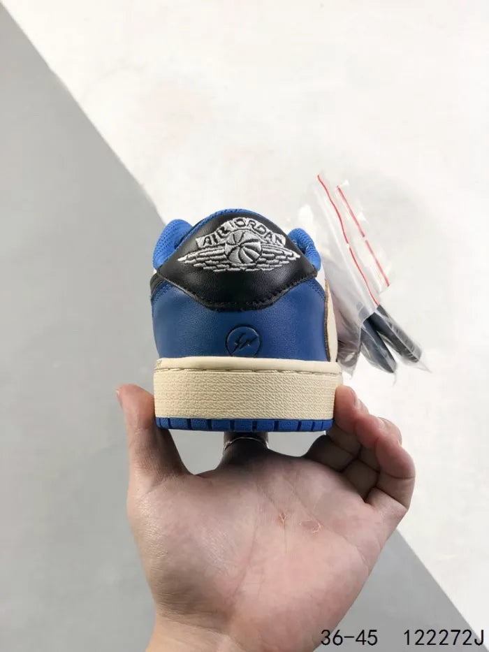 N - SNEAKERS
