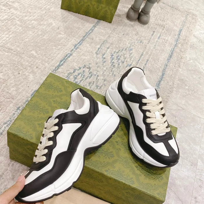 SNEAKERS 06