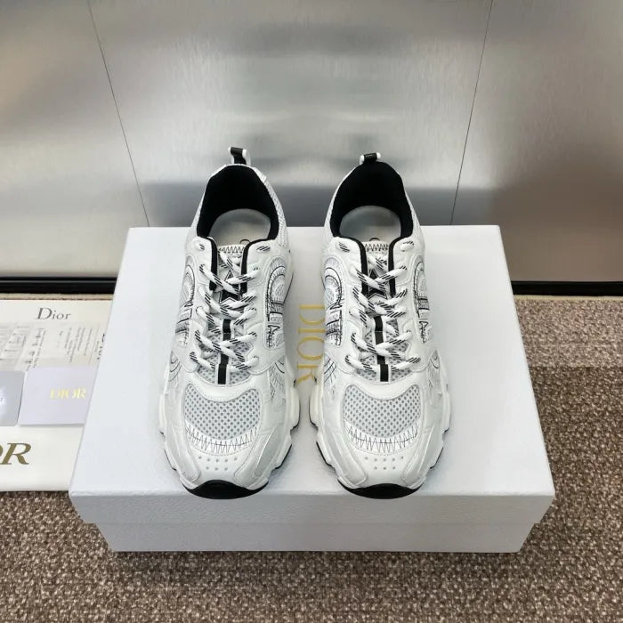 D - SNEAKERS