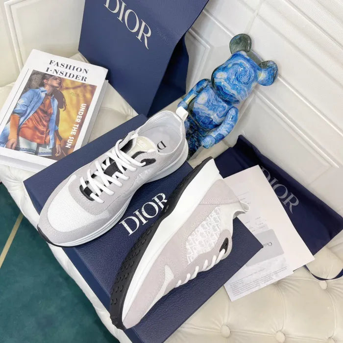 D - SNEAKERS