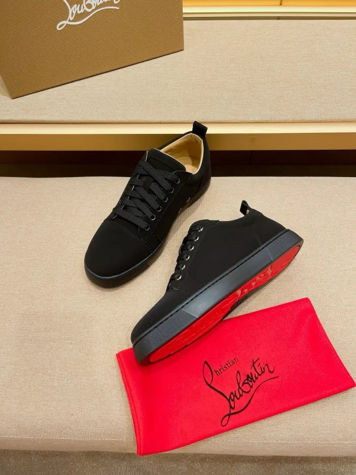 C - SNEAKERS