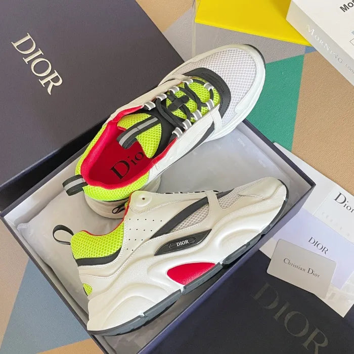 D - SNEAKERS