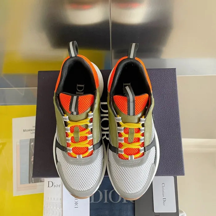 D - SNEAKERS