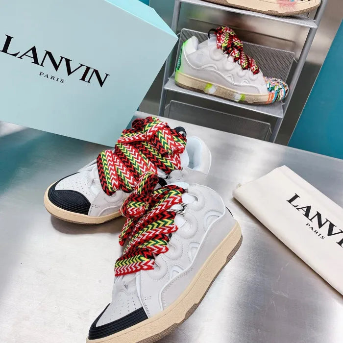 L - SNEAKERS