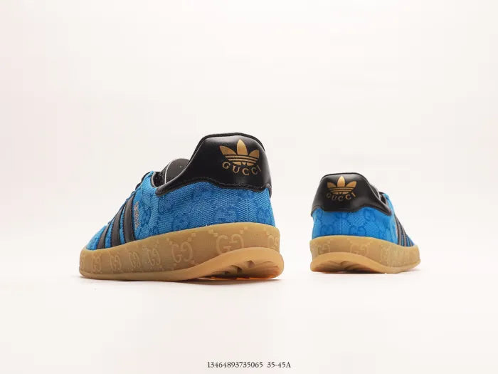 SNEAKERS 21