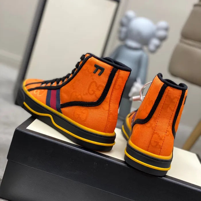 SNEAKERS 14