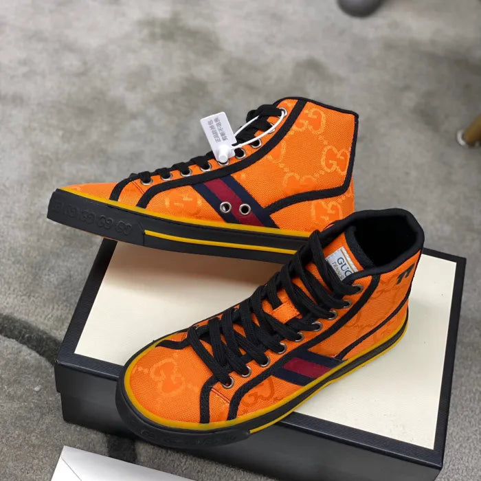 SNEAKERS 14