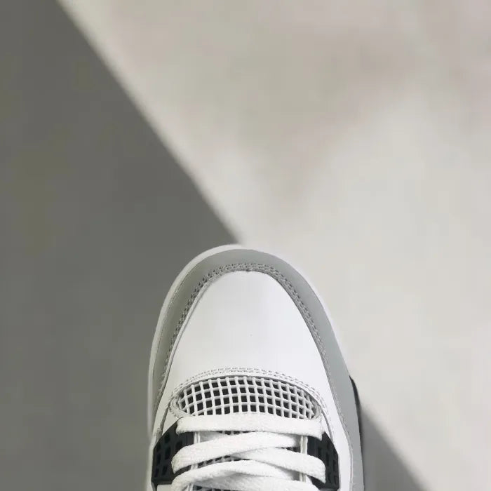 N - SNEAKERS