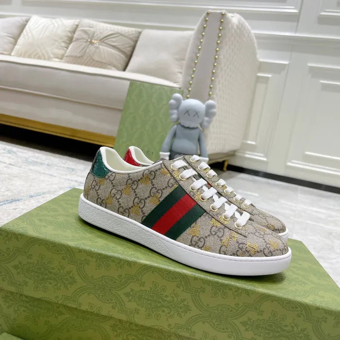 SNEAKERS 15