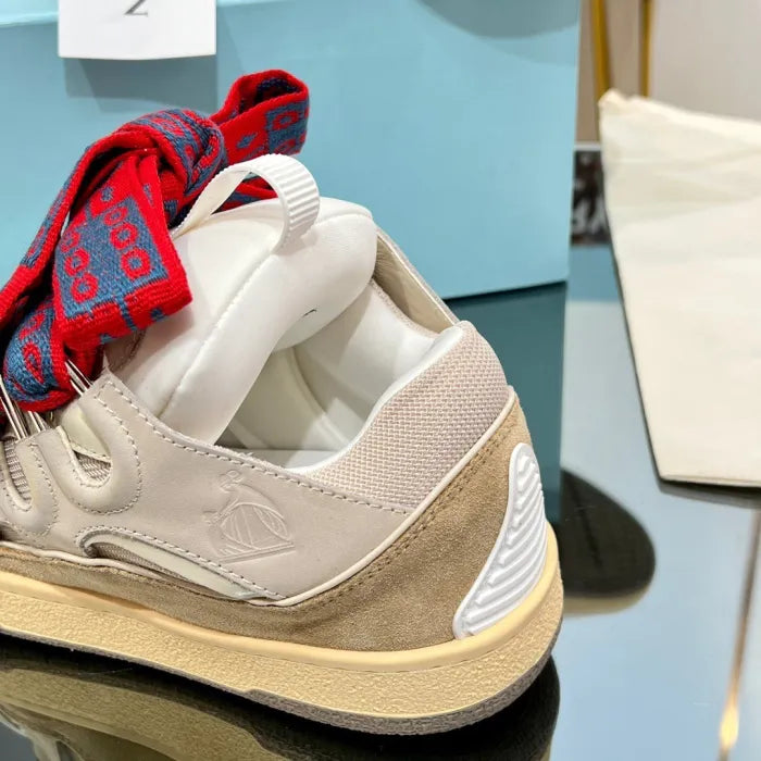 L - SNEAKERS