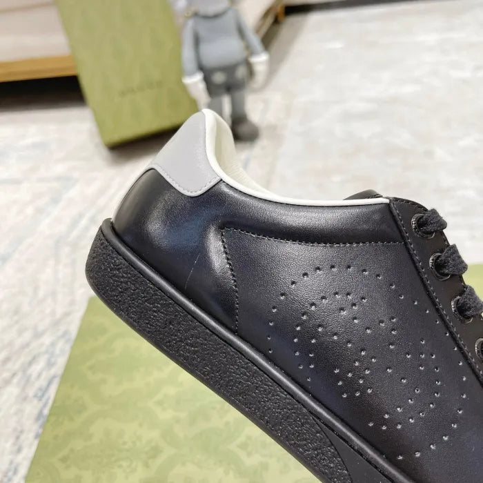 SNEAKERS 21
